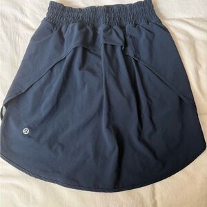 Lululemon Hotty Hot Women's Navy Skirt- Long